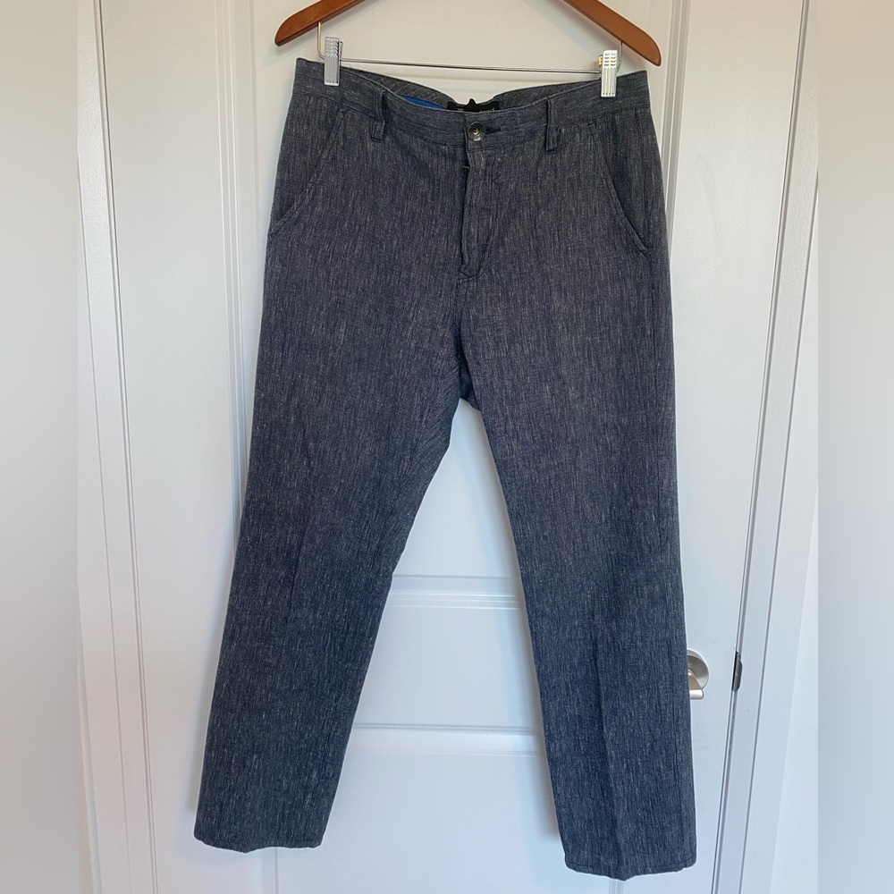Guess pants. - Picture 3 of 7